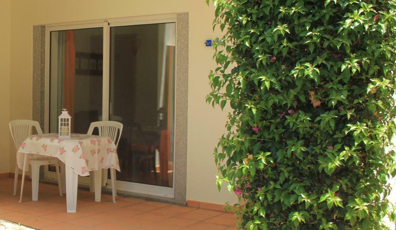 Apartment Vila Mos In Porto Mos Beach Lagos Eksteriør bilde